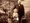 Ein Familienfoto mit Mutter, Vater und der Tochter, dieses ist auf der Steele zusehen